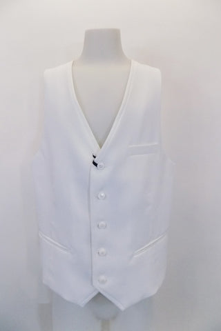 White slim fit “Stockholm Evolution”, five button vest has faux slit pockets & front flap pocket accents. The white satiny back has darts & an adjustable waist. Front