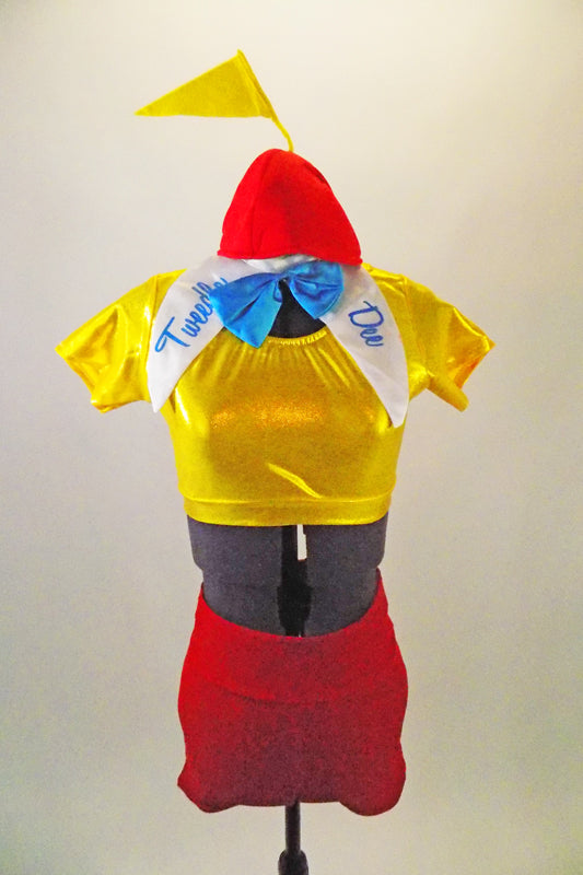 Alice in Wonderland themed costume has yellow short sleeved half-top & red high waist shorts. There is a detachable large white collar with name & beanie hat. Front
